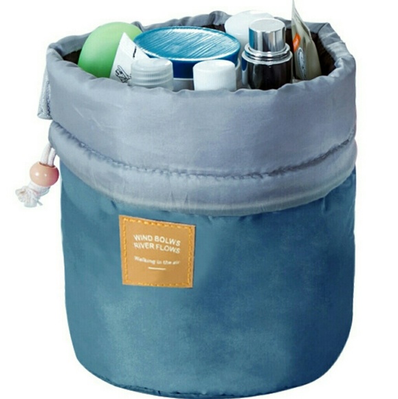 Drawstring Travel Make-up - Picture 2 of 2